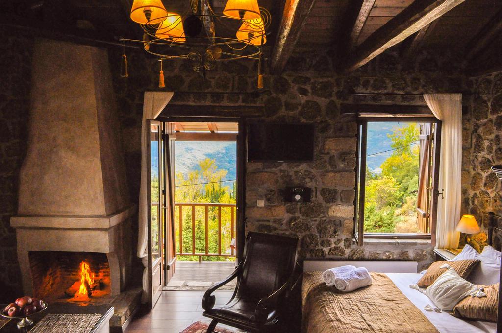 Nymfes Guesthouse Synikia Mesi Trikalon Kamer foto