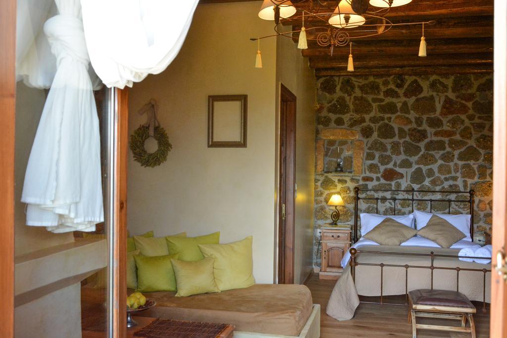 Nymfes Guesthouse Synikia Mesi Trikalon Kamer foto