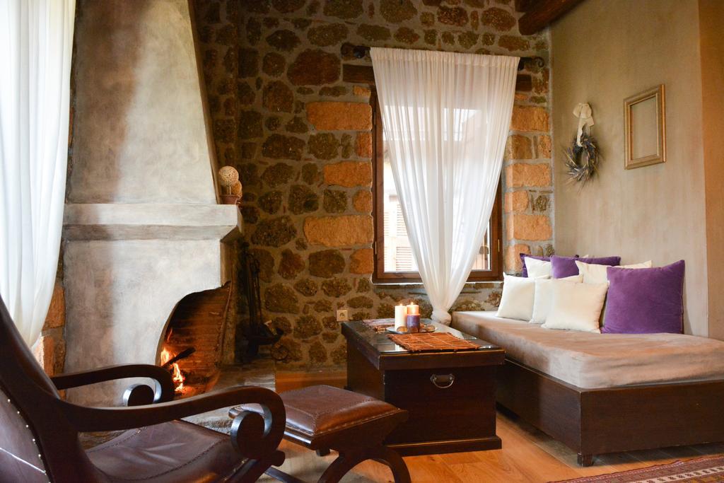 Nymfes Guesthouse Synikia Mesi Trikalon Kamer foto