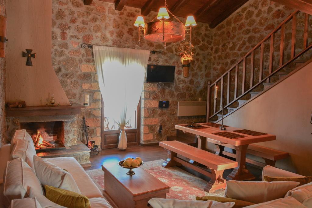 Nymfes Guesthouse Synikia Mesi Trikalon Kamer foto