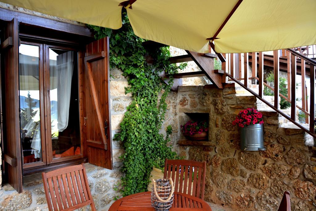 Nymfes Guesthouse Synikia Mesi Trikalon Buitenkant foto
