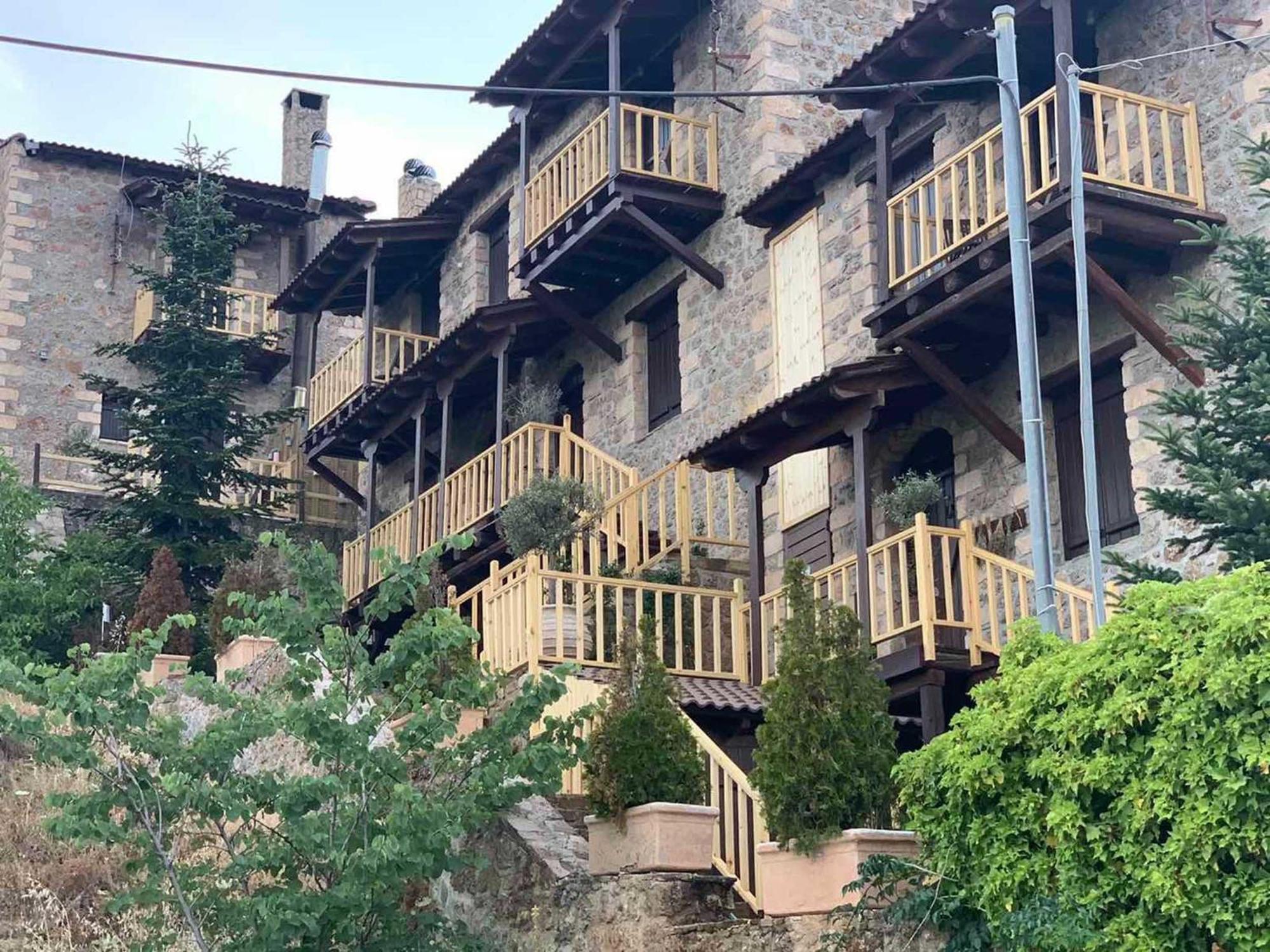 Nymfes Guesthouse Synikia Mesi Trikalon Buitenkant foto
