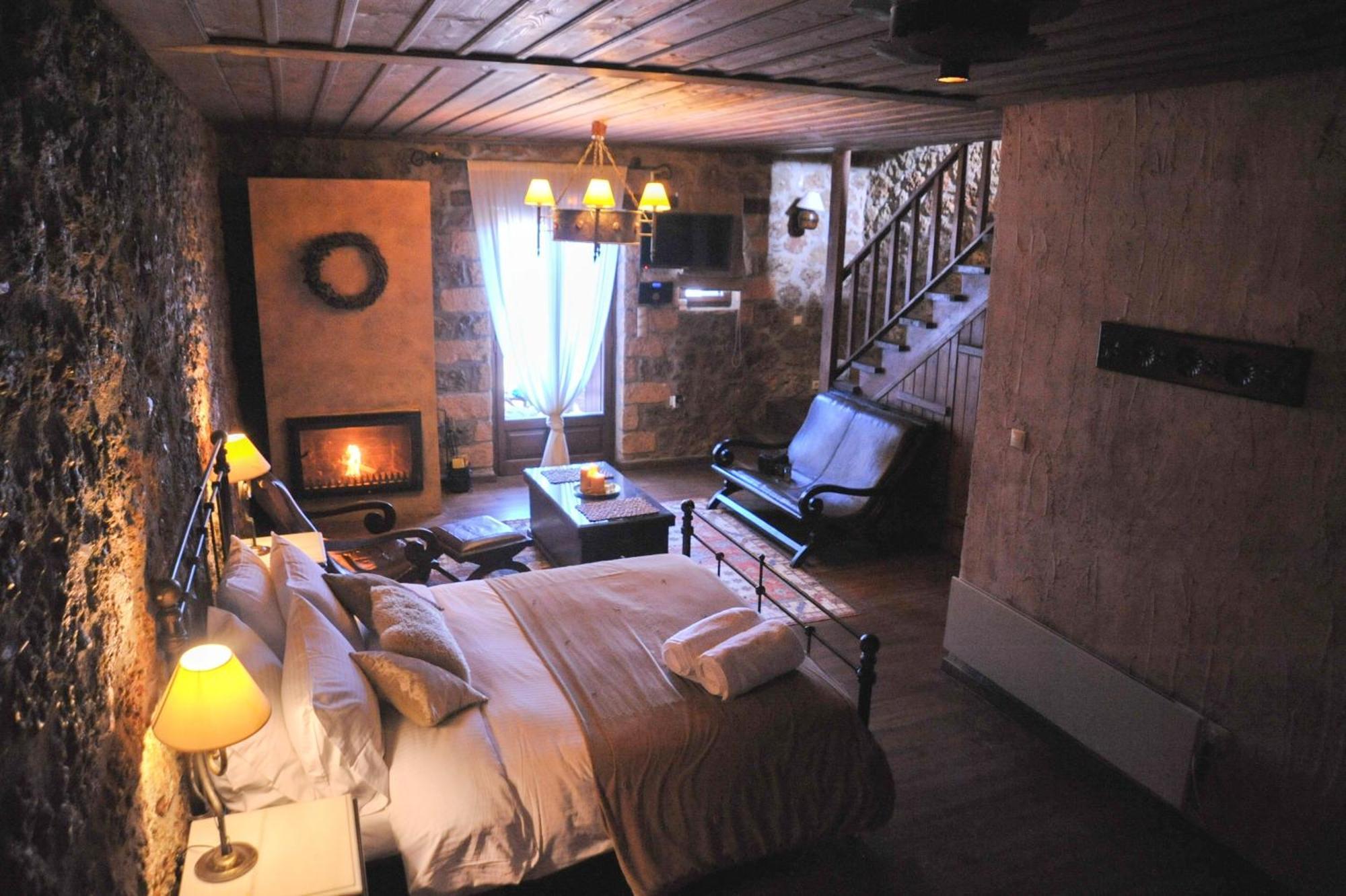 Nymfes Guesthouse Synikia Mesi Trikalon Kamer foto